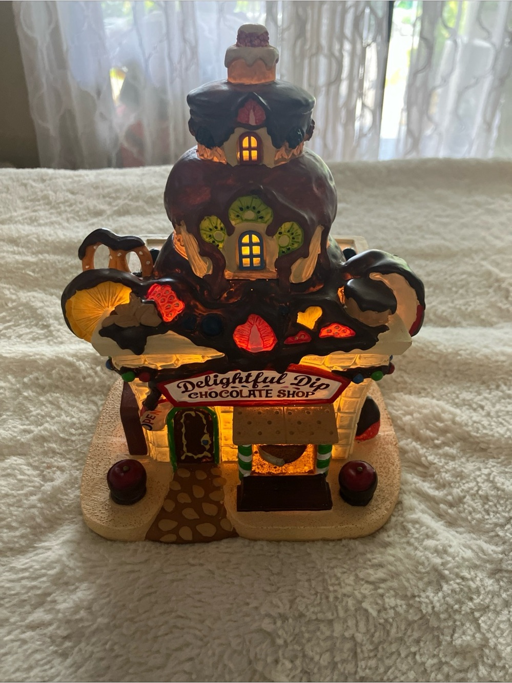 LEMAX DELIGHTFUL DIP CHOCOLATE SHOP